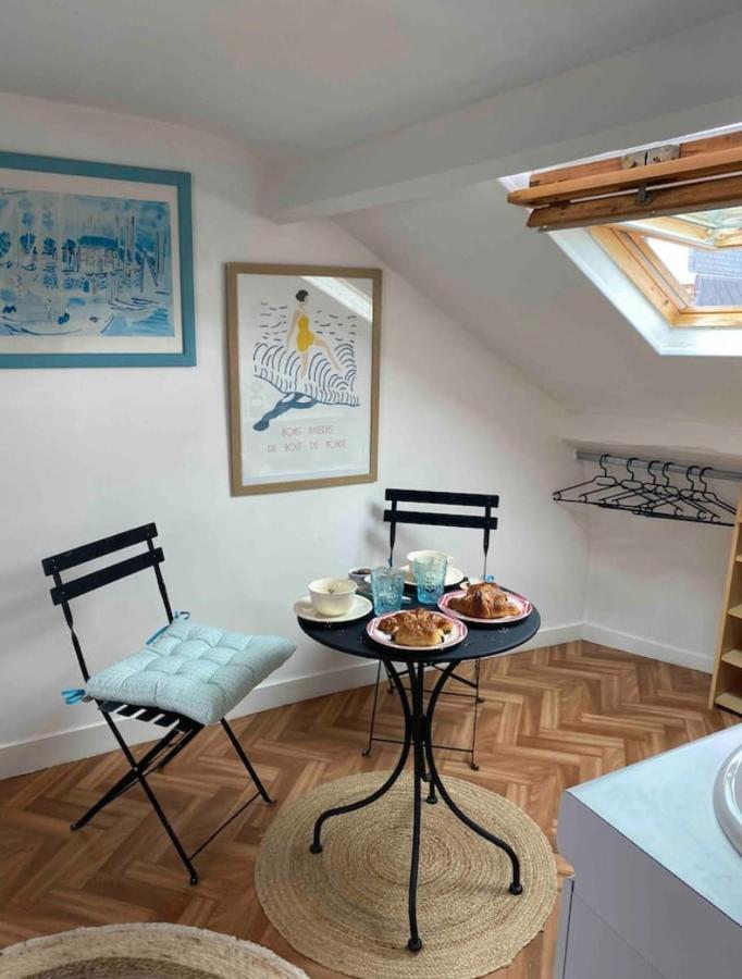 La Petite Marcotte Bed & Breakfast เอเทรตาต์ ภายนอก รูปภาพ